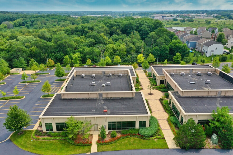 More Photos Of 320 Cardinal Dr, St Charles Medical For Lease