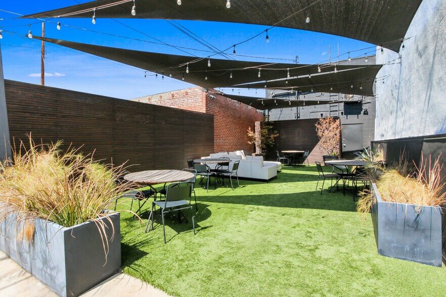 More Photos Of 1638 Colorado Blvd, Los Angeles Loft Creative Space For Sale