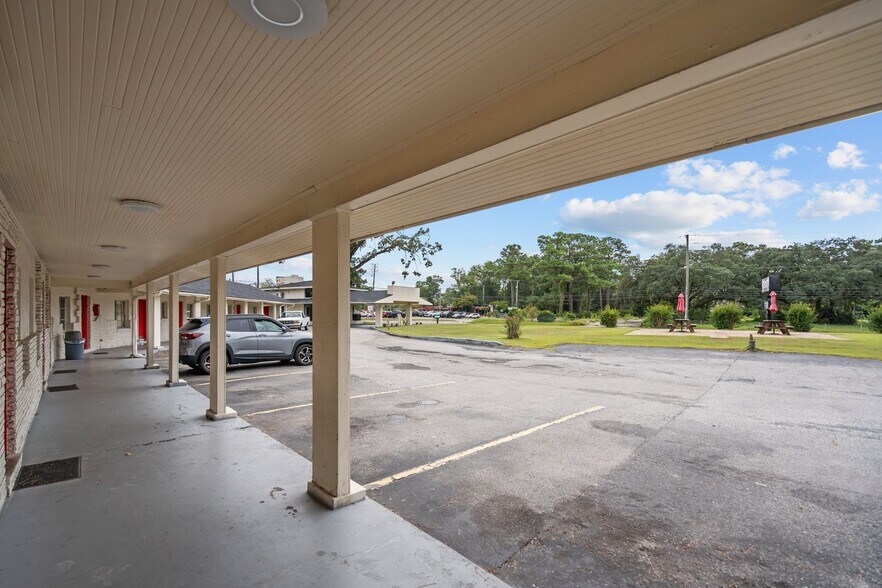 More Photos Of 2929 Market St, Wilmington Land For Sale