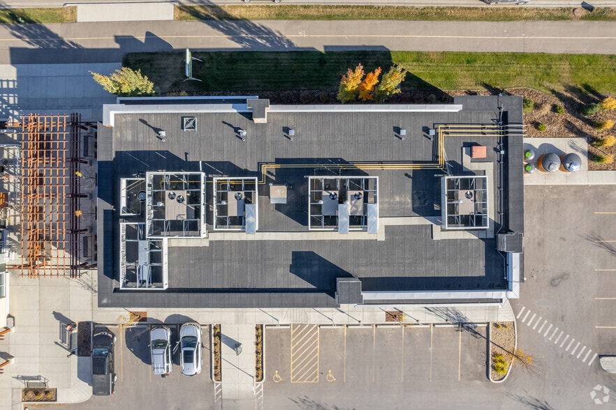 More Photos Of 47 Legacy Vw SE, Calgary Storefront For Lease