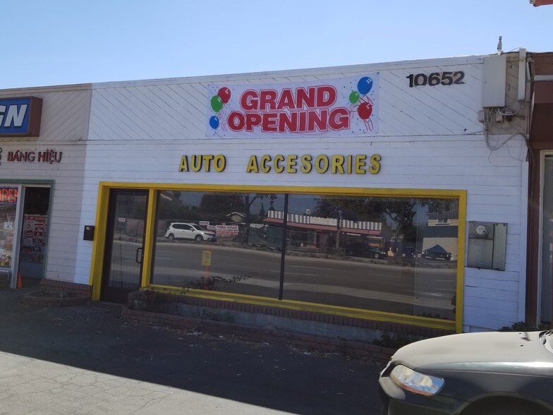 More Photos Of 10652 Garden Grove Blvd, Garden Grove Storefront For Lease