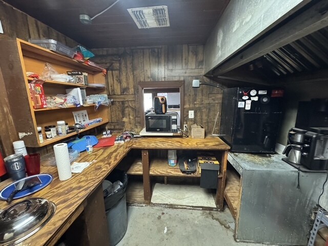 More Photos Of 106 E Highway 87, Smiley Service Station For Sale