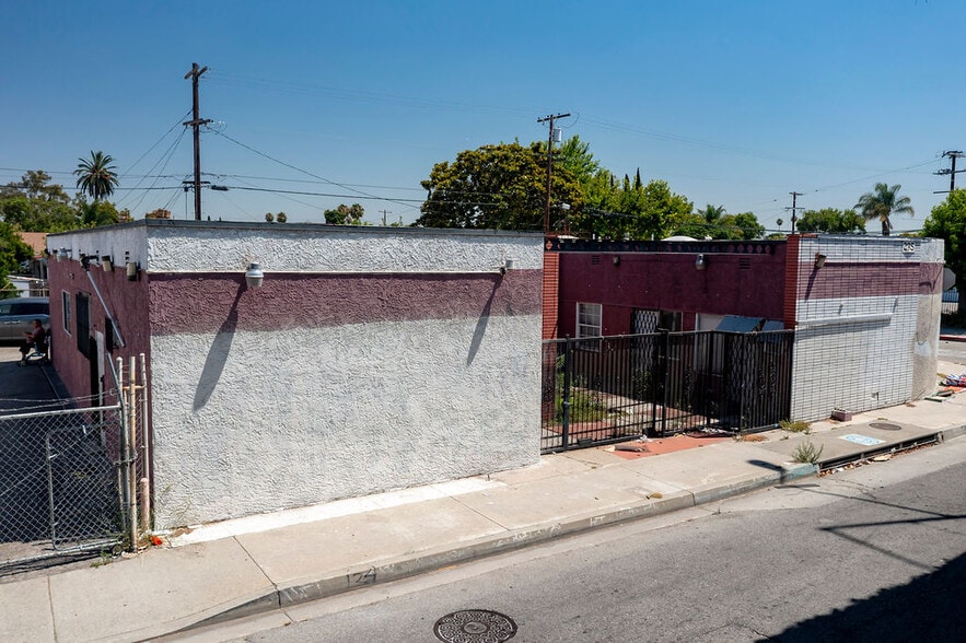 More Photos Of 325-329 E Rosecrans Ave, Compton Loft Creative Space For Sale