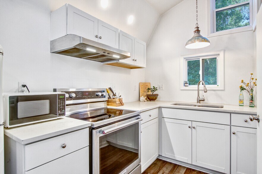 More Photos Of 3002 Edenvale Rd, Johns Island Specialty For Sale