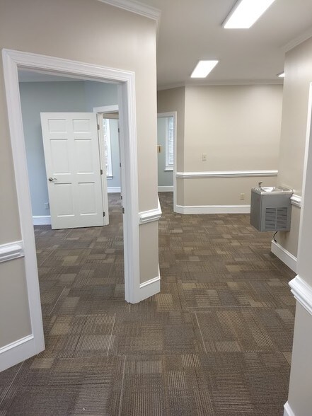 More Photos Of 4920-4928 Windy Hill Dr, Raleigh Coworking Space