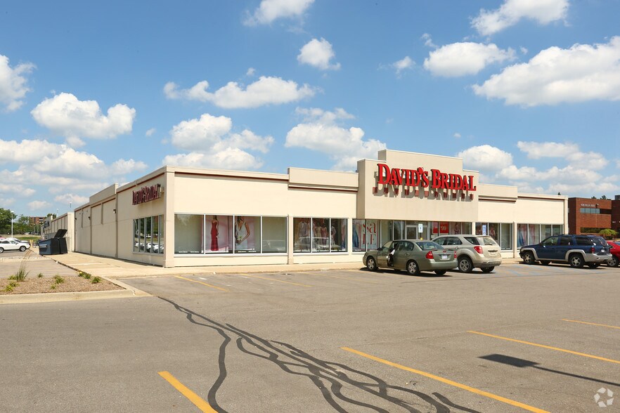 Primary Photo Of 4340 Miller Rd, Flint Freestanding For Lease