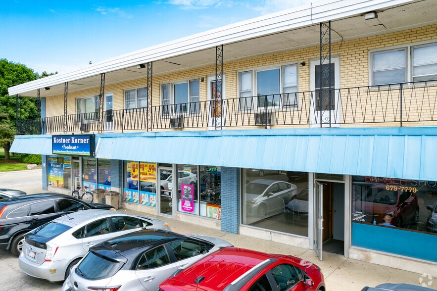 More Photos Of 4352 Howard St, Skokie General Retail For Lease