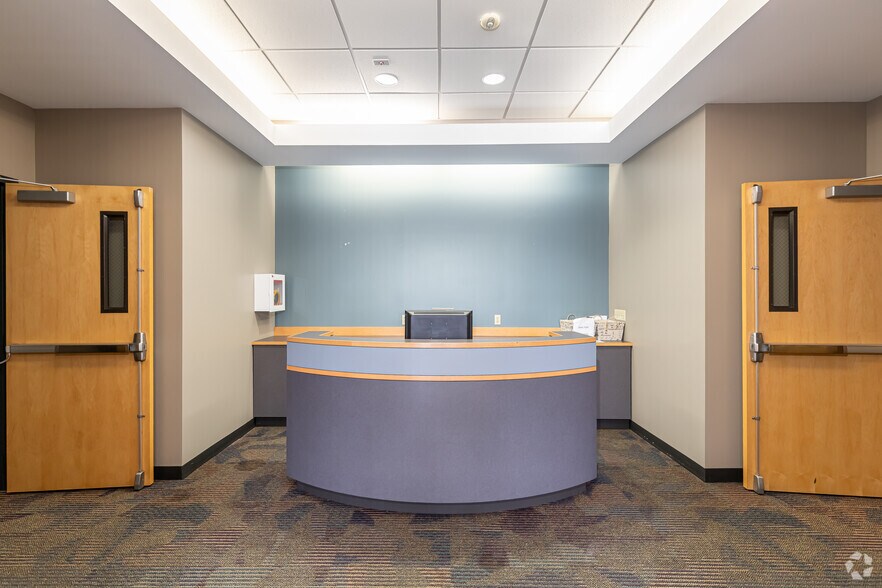 More Photos Of 600 Saw Mill Rd, West Haven Office For Sale