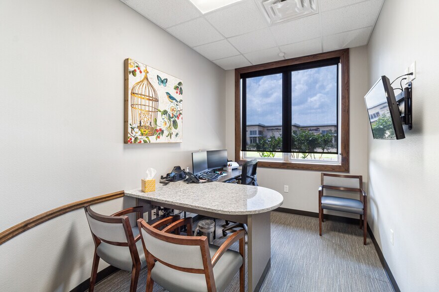More Photos Of 4528 Mills Park Cir, College Station Office For Sale