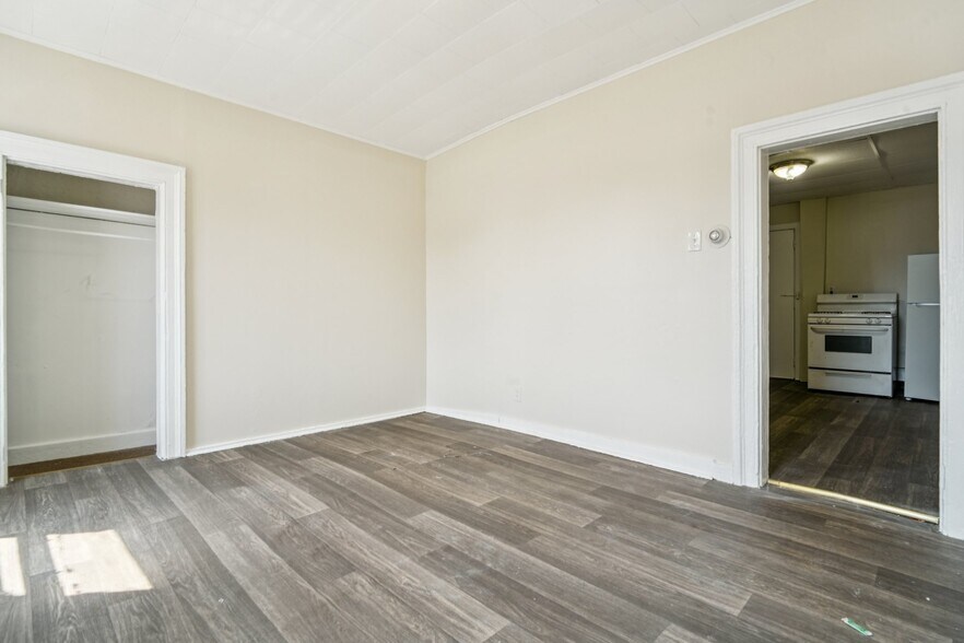 More Photos Of 196-198 Beech St, Paterson Apartments For Sale