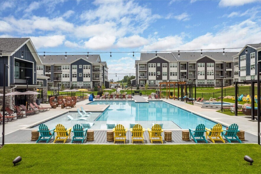 More Photos Of 2405 38th Ave, Greeley Apartments For Lease