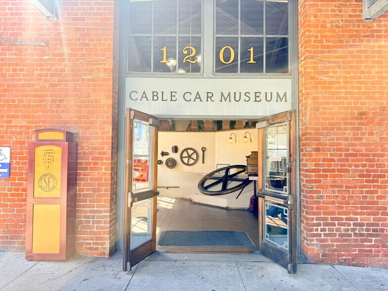 More Photos Of 39 John St, San Francisco Apartments For Sale