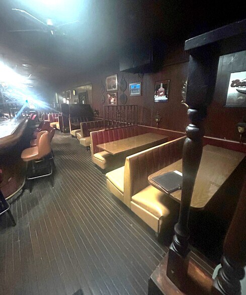 More Photos Of 804 Naamans Rd, Wilmington Specialty For Sale