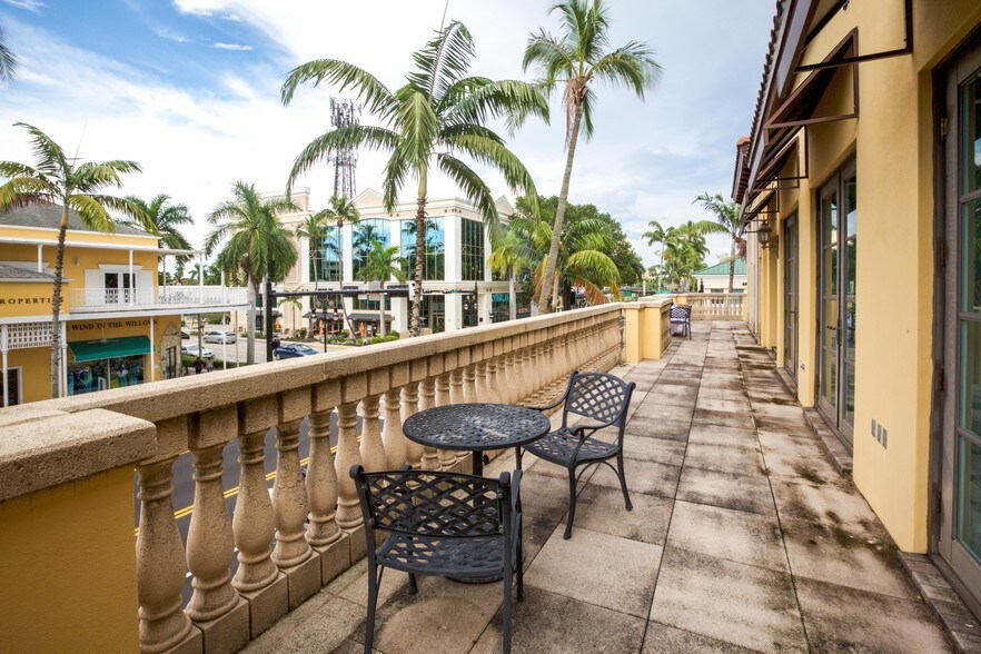 More Photos Of 780 5th Ave S, Naples Storefront Retail Office For Lease