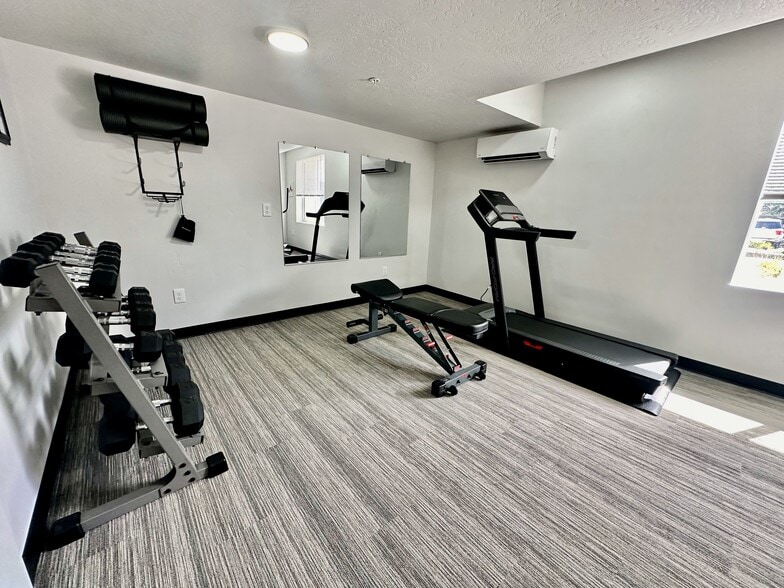 More Photos Of 404 E 5600 S, Salt Lake City Apartments For Sale