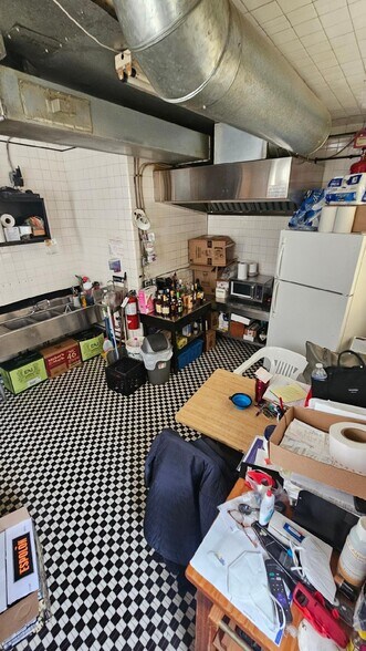 More Photos Of 201 W Clarkson Ave, Philadelphia Sports And Entertainment For Sale