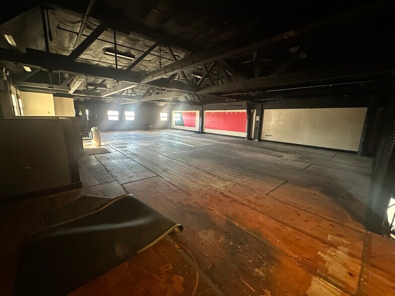 More Photos Of 430 D St, Marysville Health Club For Sale