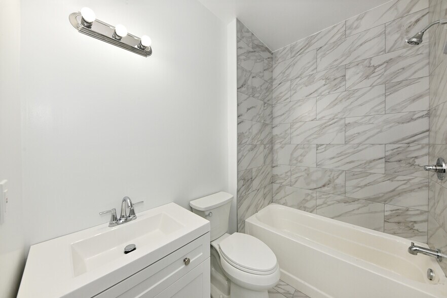 More Photos Of 59 Lincoln Ave, Fair Lawn Office Residential For Sale