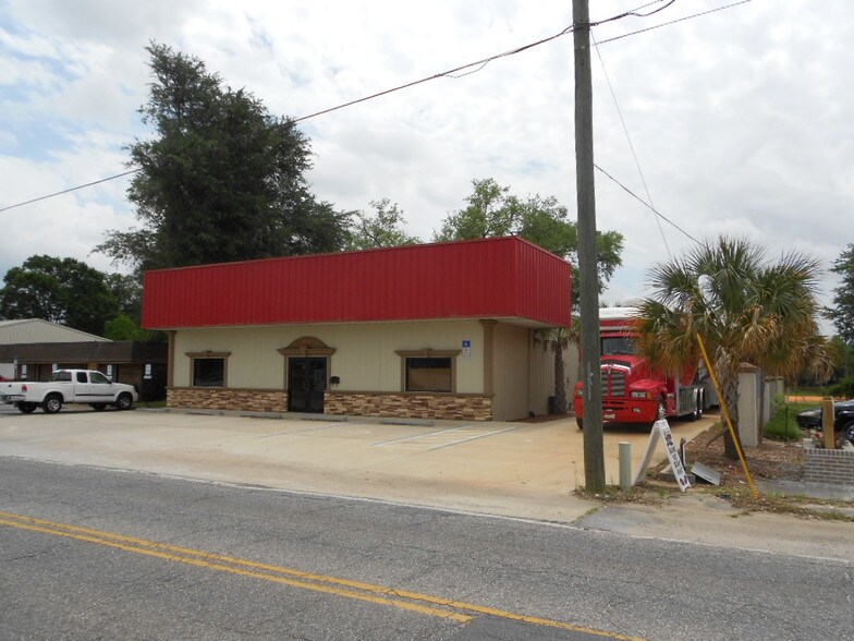 Primary Photo Of 89 Hood Dr, Pensacola Freestanding For Sale