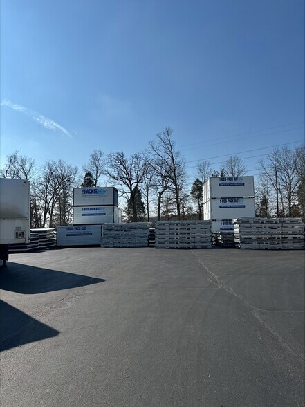 More Photos Of 8422 Wellington Rd, Manassas Manufacturing For Lease