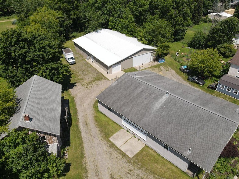 More Photos Of 120 Vreeland St, North Adams Freestanding For Sale