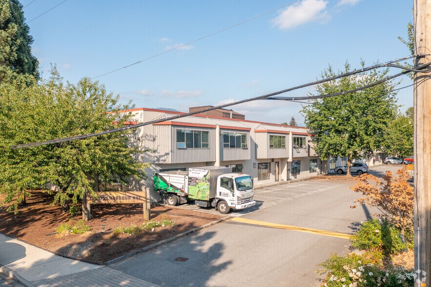 More Photos Of 304-356 Harbour Ave, North Vancouver District Warehouse For Lease