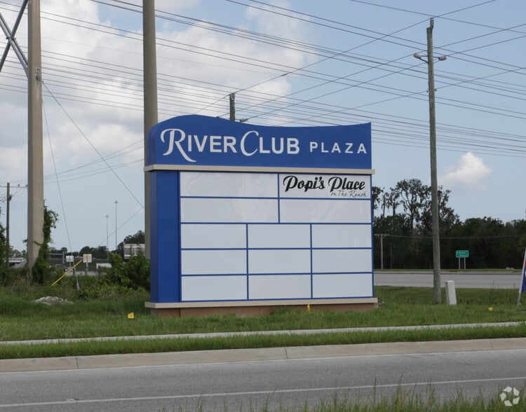 More Photos Of 5770 Ranch Lake Blvd, Bradenton Restaurant For Lease