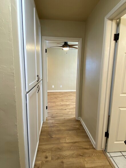 More Photos Of 525 W Kettleman Ln, Lodi Office For Lease