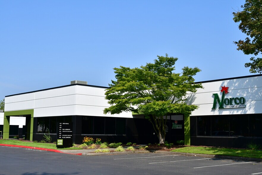 More Photos Of 401-421 SW 41st St, Renton Unknown For Lease