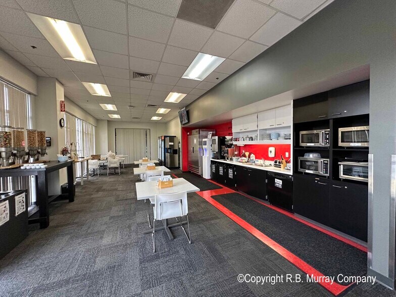 More Photos Of 4124 S McCann Ct, Springfield Medical For Sale