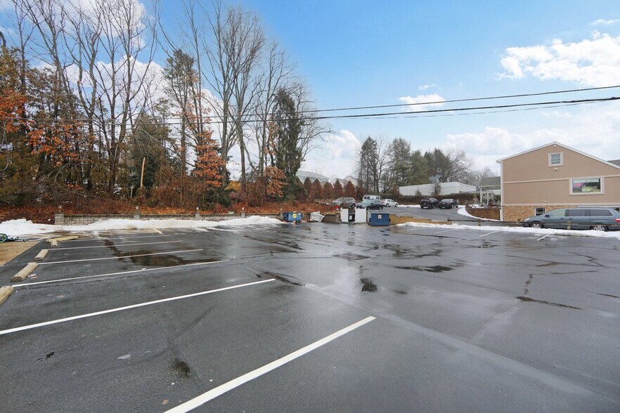 More Photos Of 649 Springfield Ave, Berkeley Heights Storefront Retail Office For Lease