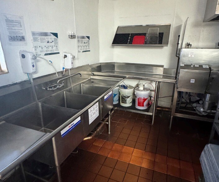 More Photos Of 2932 N 14th St, Phoenix Assisted Living For Sale