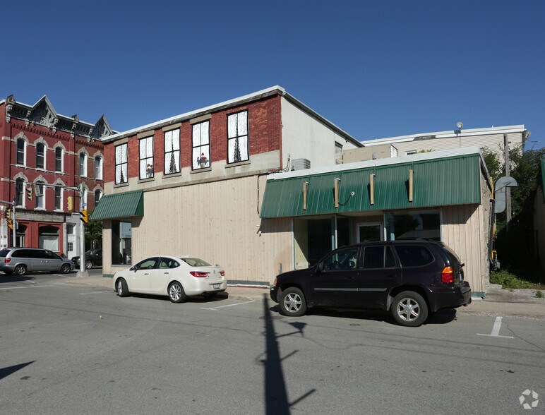 More Photos Of 187-199 King St W, Prescott Storefront Retail Residential For Lease