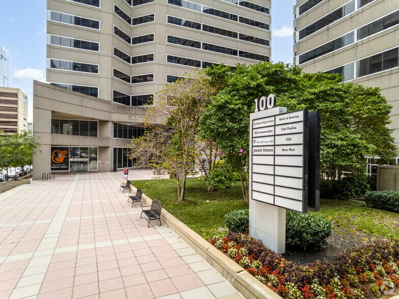 More Photos Of 100 S Charles St, Baltimore Office For Sale