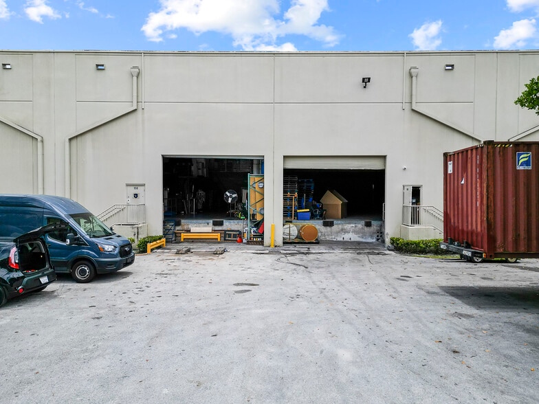 More Photos Of 10900 NW 21st St, Miami Warehouse For Sale