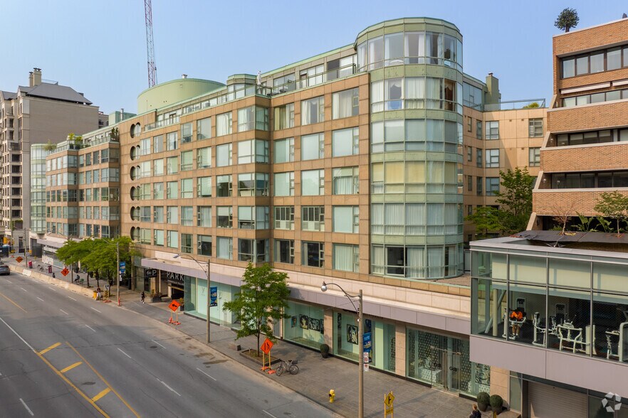 More Photos Of 55 Avenue Rd, Toronto Unknown For Lease