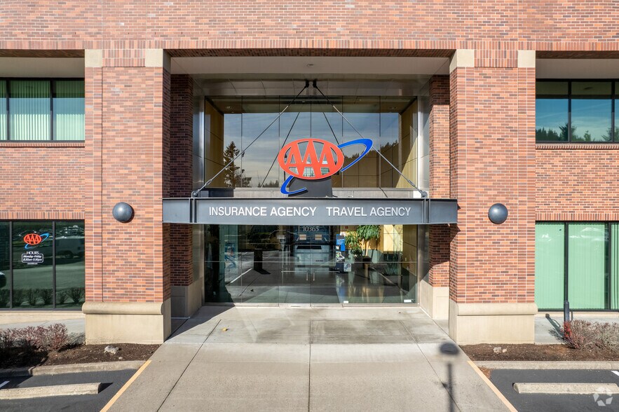 More Photos Of 10365 SE Sunnyside Rd, Clackamas Office For Lease