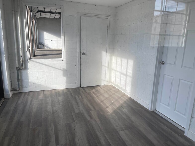 More Photos Of 1990 Wall Ave, Ogden Warehouse For Lease