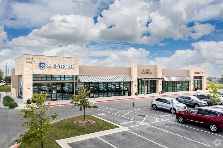 More Photos Of 21315 N State Highway 130, Pflugerville Freestanding For Lease