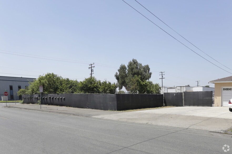 More Photos Of 8676 Live Oak Ave, Fontana Land For Lease