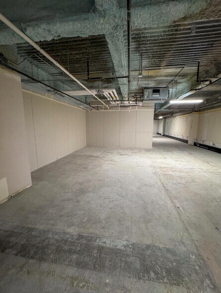 More Photos Of 206 S Broadway, Rochester Office For Lease