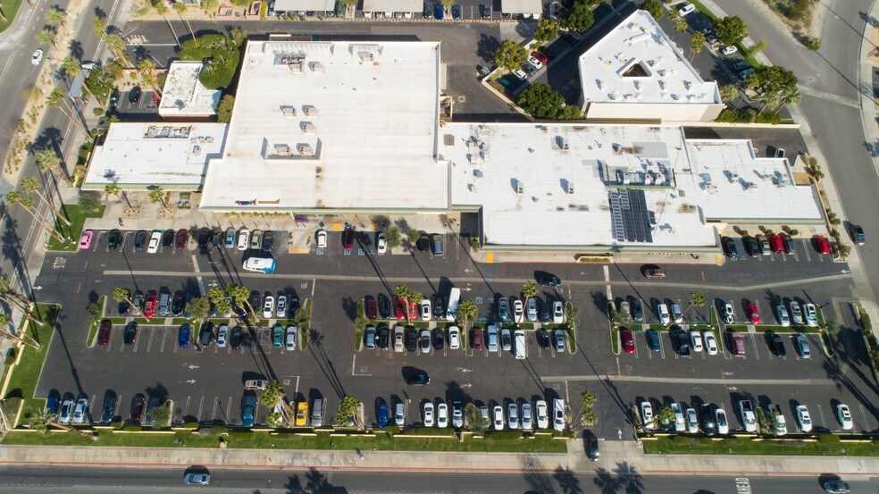 More Photos Of 100-186 S Sunrise Way, Palm Springs Unknown For Lease