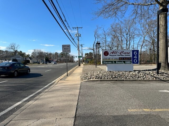 More Photos Of 640 Lacey Rd, Forked River Medical For Lease