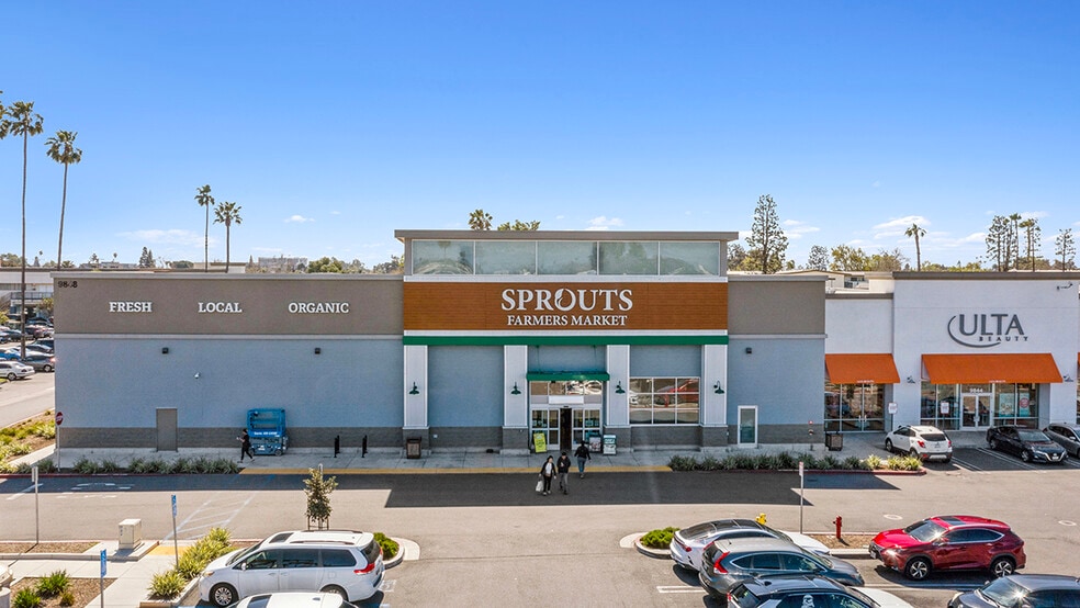 More Photos Of 9852 Chapman Ave, Garden Grove Unknown For Lease