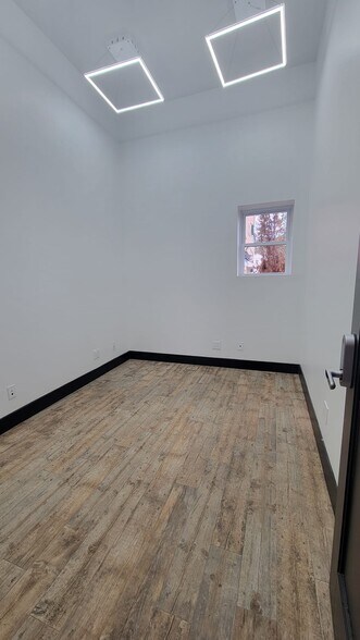 More Photos Of 283 NY-32 Rt, Central Valley Office For Lease