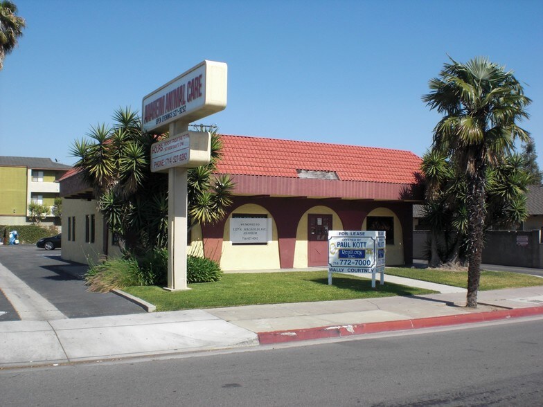 More Photos Of 116 S Magnolia Ave, Anaheim Office For Lease