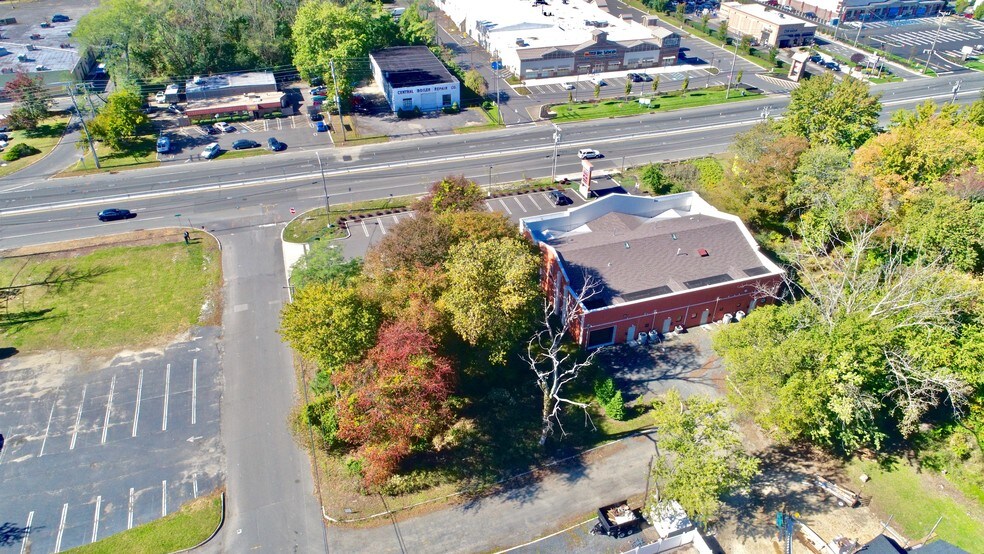 More Photos Of 1709 State Route 35, Oakhurst Freestanding For Lease