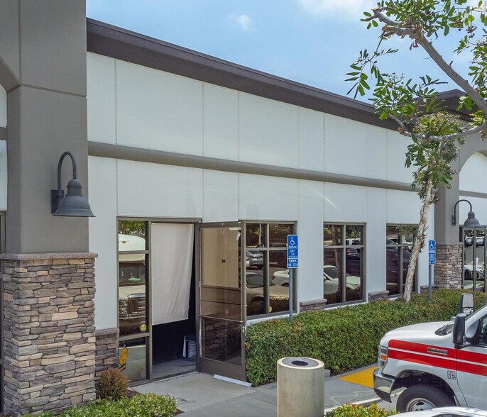 More Photos Of 2079 Compton Ave, Corona Medical For Lease