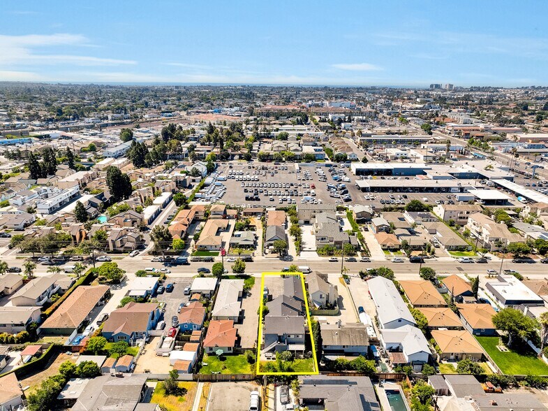 More Photos Of 416 Hamilton St, Costa Mesa Apartments For Sale