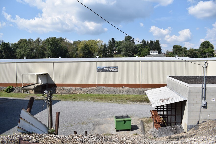 More Photos Of 945 King St, Fairmont Warehouse For Lease